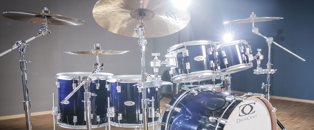 DrumCraft Series 6 Limited Black to Vivid Blue Fade Drumset